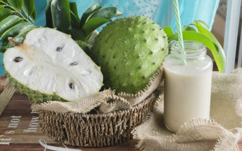 Nước ép mãng cầu xiêm có khả năng trị táo bón hiệu quả
